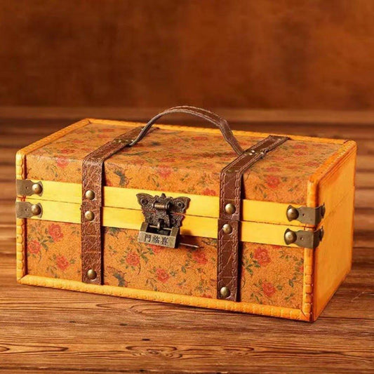 6033 Vintage Chinese-style wooden box - Memo Journals