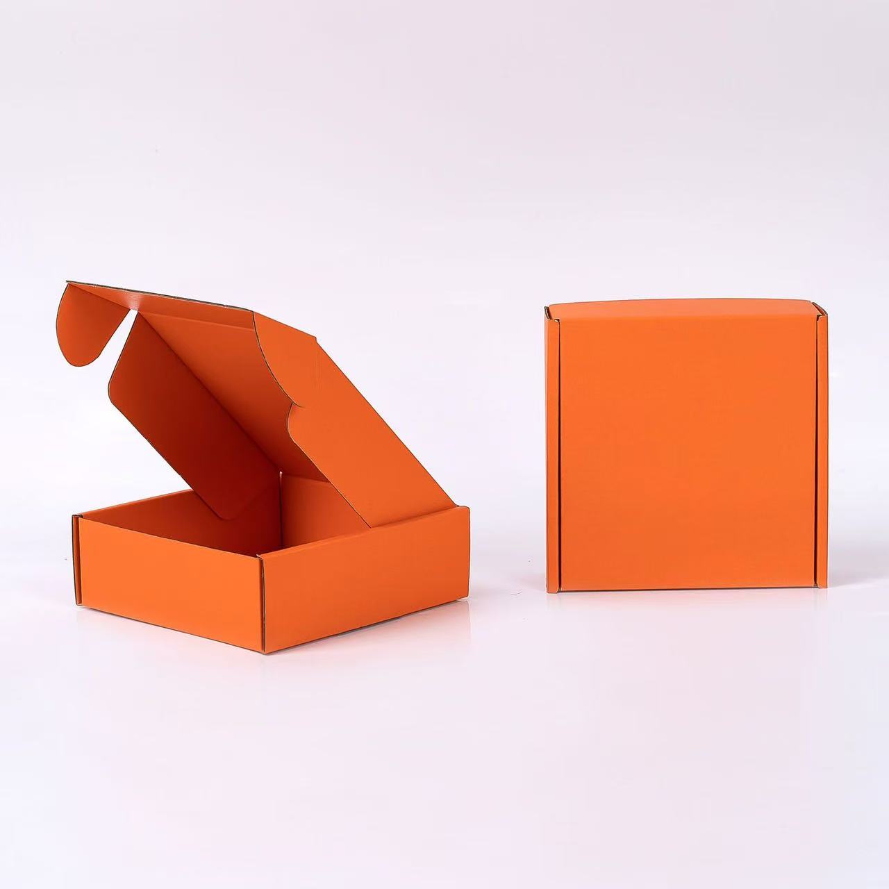 6184 Colorful Cardboard Box - Size M(25*20*7)