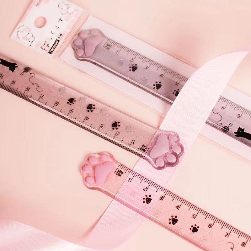 9026 Cat's Claw Ruler 15cm - Memo Journals