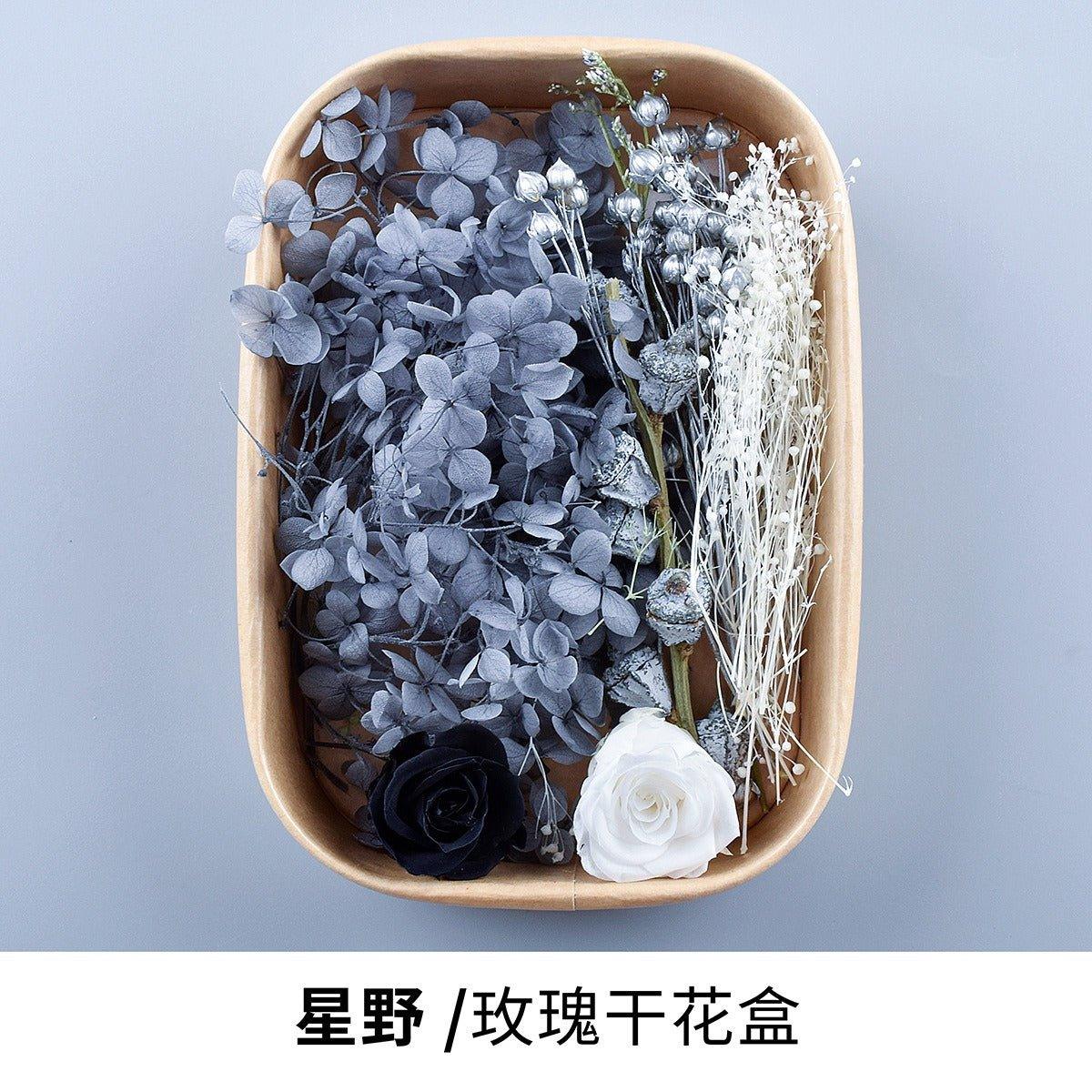 9131 Real dried flowers everlasting flower box handmade diy material - Memo Journals